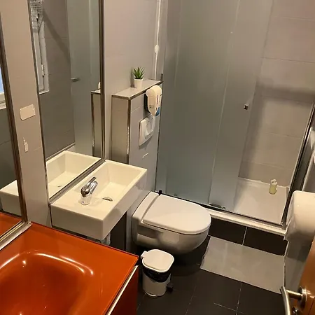 3 Bedroom, 2,5 Bathroom - Bairro Alto Lägenhet