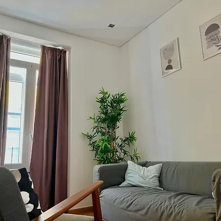Appartamento 3 Bedroom, 2,5 Bathroom - Bairro Alto Lisbona