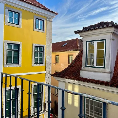 3 Bedroom, 2,5 Bathroom - Bairro Alto ליסבון