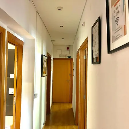 3 Bedroom, 2,5 Bathroom - Bairro Alto דירה